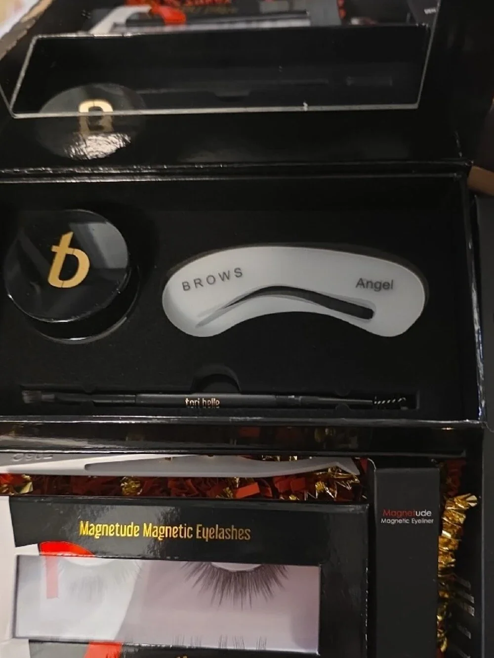 Tori Belle 'The Works' Brow and Liner Kit in Black & Red Packaging